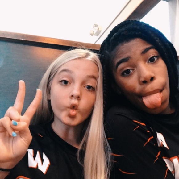 Meet your Posher, Caleigh - Picture 1 of 1